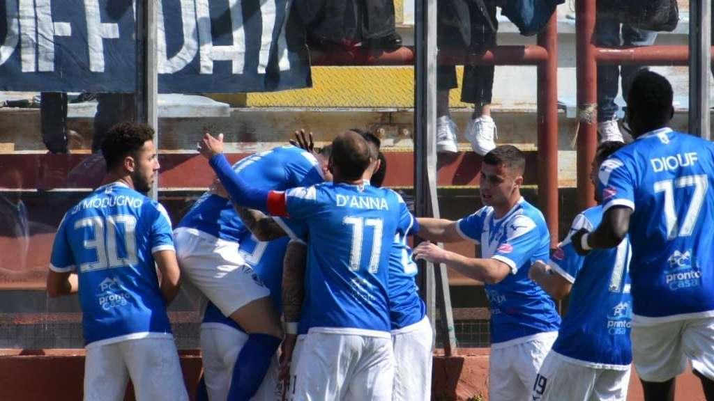 Il Brindisi espugna 2-1 il campo della Puteolana