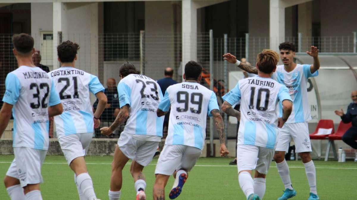 La Virtus Francavilla vince ad Angri e torna capolista del girone H