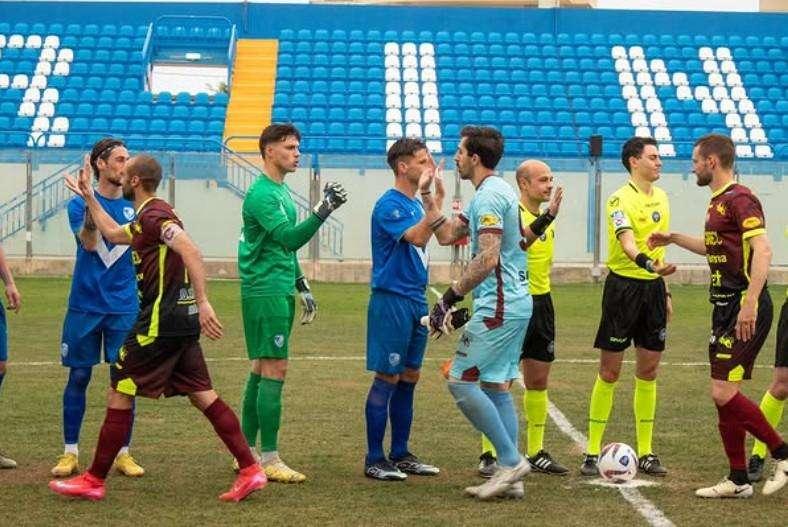Serie D a 180' dalla fine - Girone H: serve un miracolo all'Angri, quasi al Brindisi. Playoff: in tre per l'ultimo posto utile