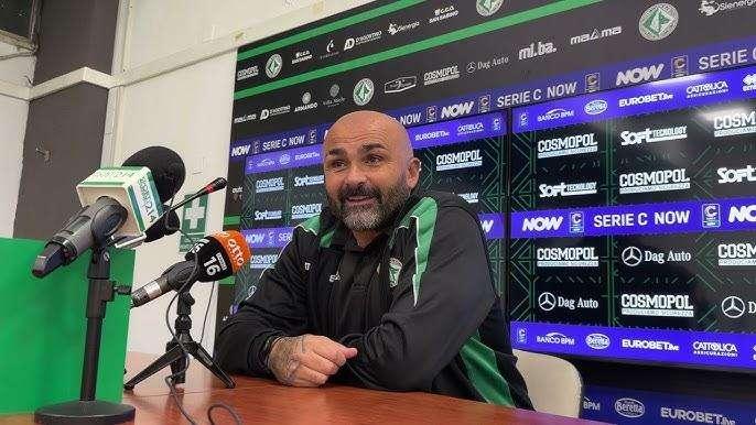 Avellino, mister Biancolino: «Faremo errori tutti, soprattutto quando si perde, dove mi metto davanti a tutti a prendermi le mie colpe»