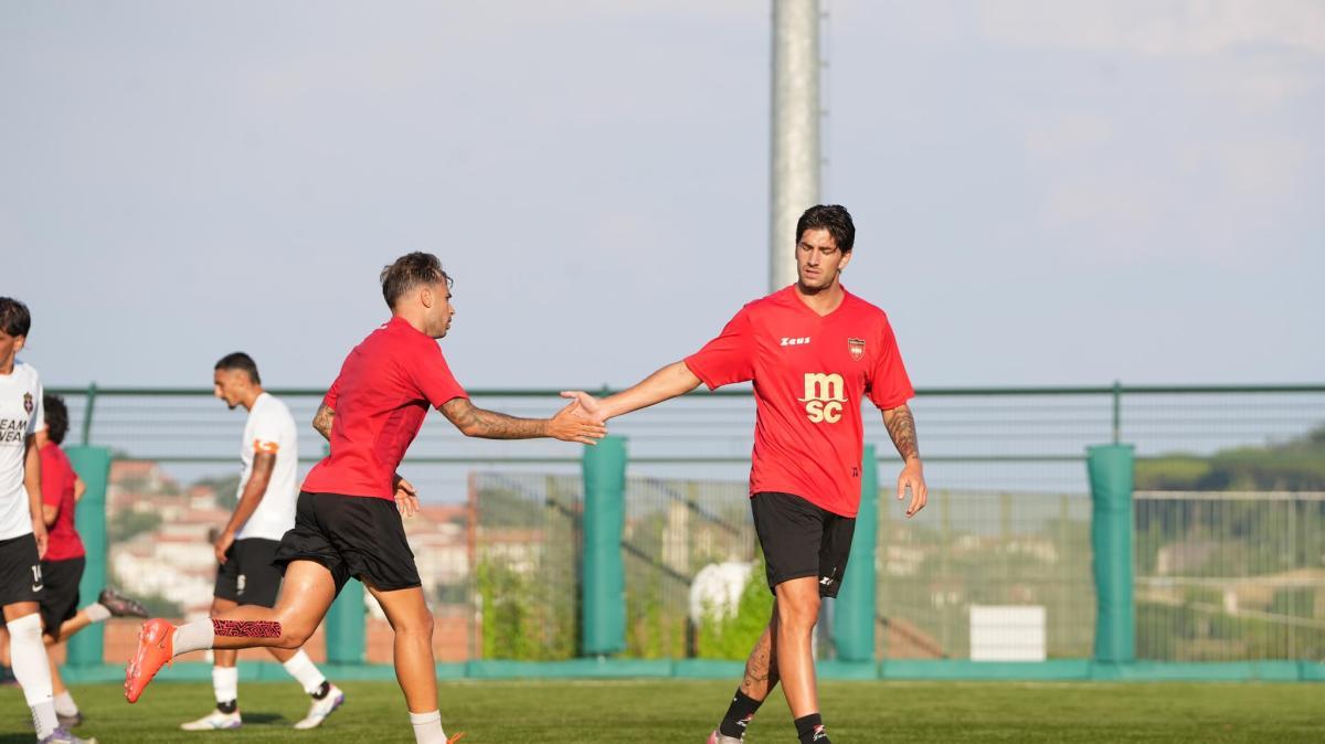 Test match ricco di emozioni: Sorrento e Savoia pareggiano 2-2 in amichevole