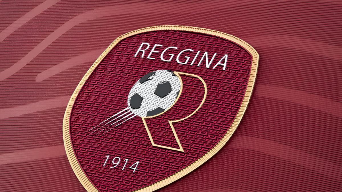 Reggina, nuova proprietà: completata l’acquisizione del club e l’iscrizione in Serie D