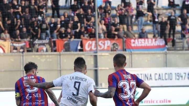 Succede di tutto tra Casarano e Palmese: 3-3 il finale