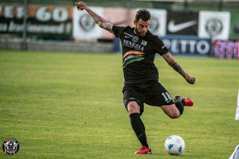 Svincolati - Centrocampista rumeno che aveva iniziato nel girone I di Serie D