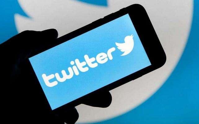 NotiziarioCalcio è anche su Twitter: seguici e commenta le nostre news!