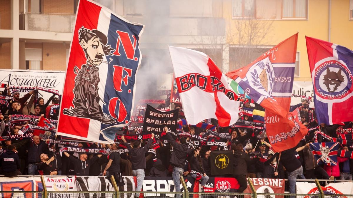 Campobasso, separazione da quattro calciatori della rosa