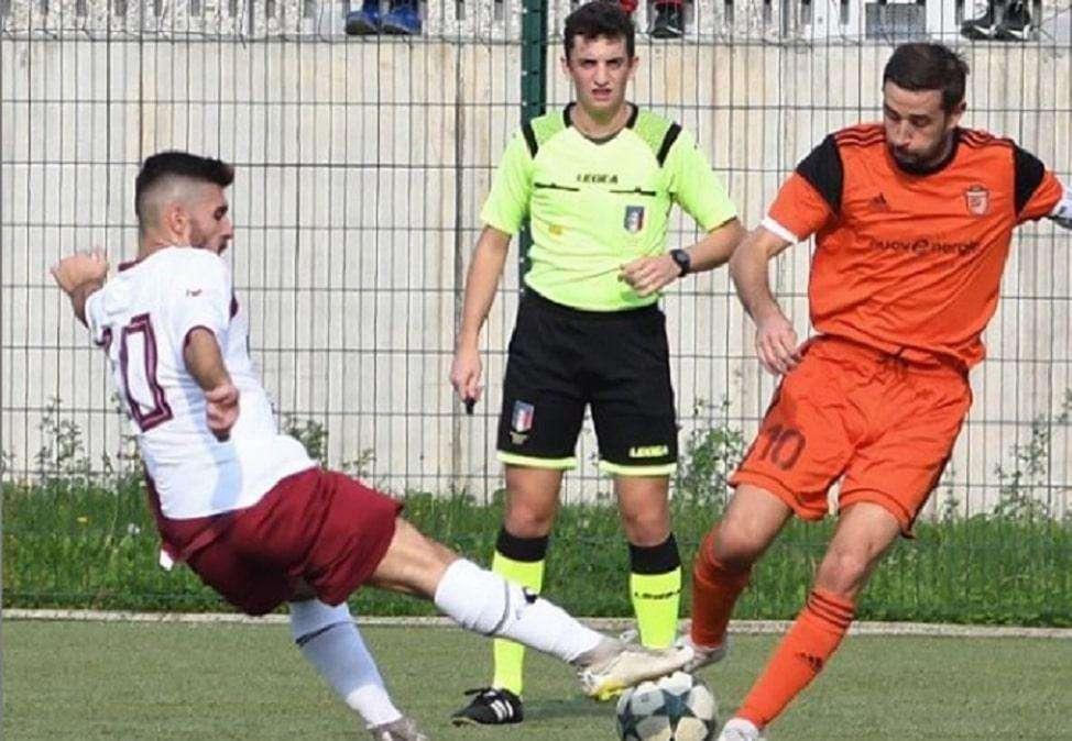 La Caronnese preleva dall'Eccellenza il nuovo attaccante