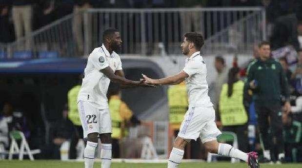 Champions League, il Napoli domina ma vince il Milan. Il Real Madrid ne fa due al Chelsea