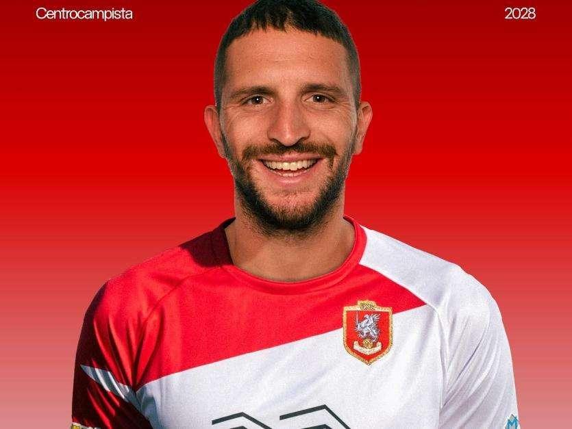 Colpo di mercato per il Grosseto: ingaggiato il centrocampista Della Latta