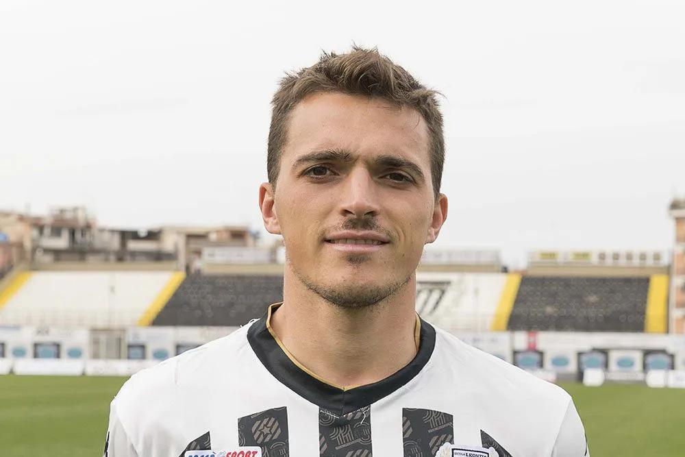 UFFICIALE: Livorno, arriva un rinforzo dal Casarano