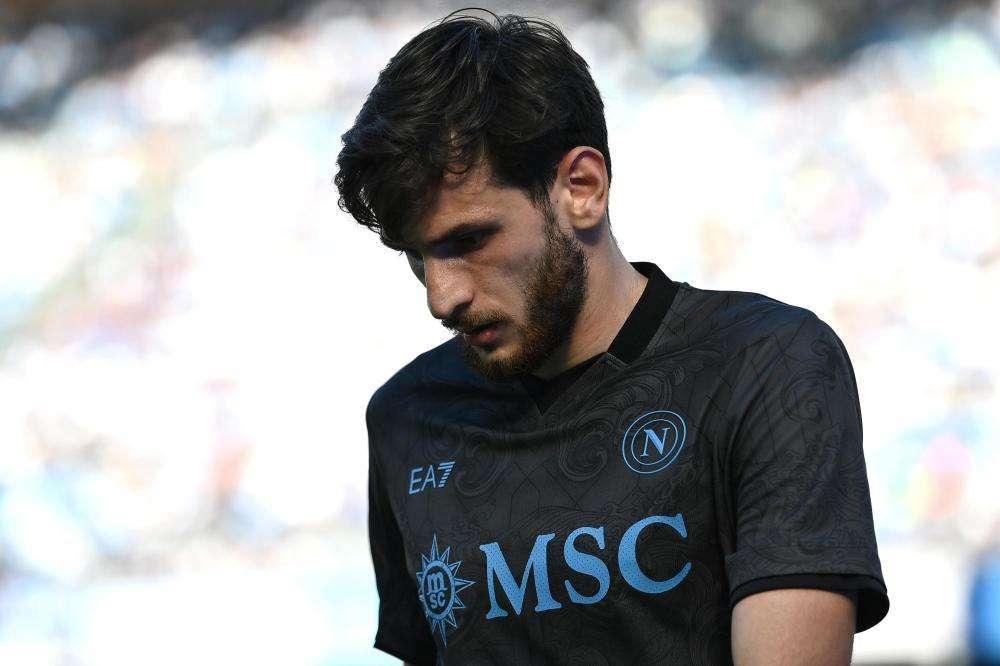 Lione, reclamo formale contro l'ingaggio di Kvaratskhelia del PSG