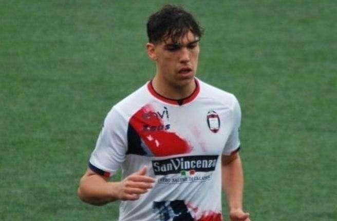 Il Frosinone prende Gozzo dal Crotone. La formula dell'operazione