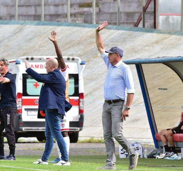Varese, mister Rossi: I secondi quarantacinque minuti di Borgosesia dimostrano che possiamo fare bene»
