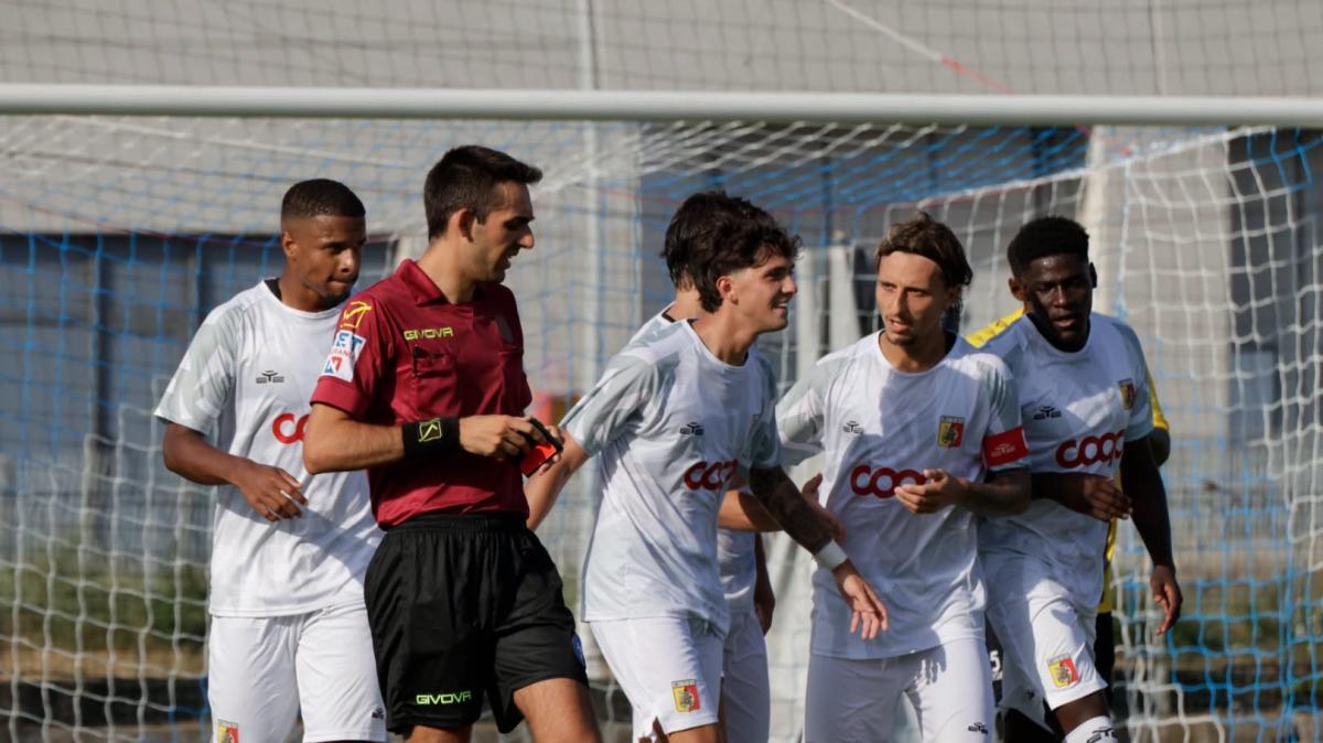 Catanzaro, tris nell'ultimo test: Giugliano superato 3-0 a Rovato