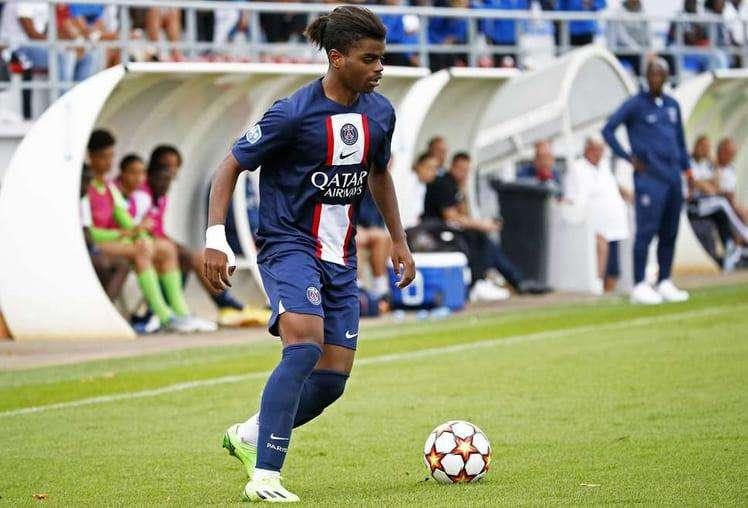 Paris Saint-Germain, primo contratto da professionista Lemina Jr