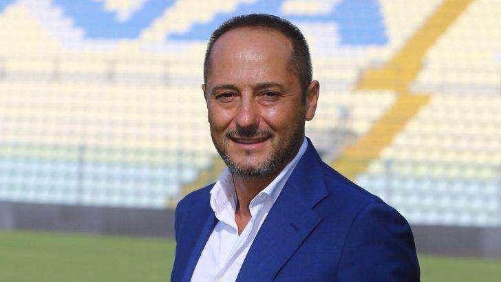 Modena, dietrofront di Carmelo Salerno: resterà in società