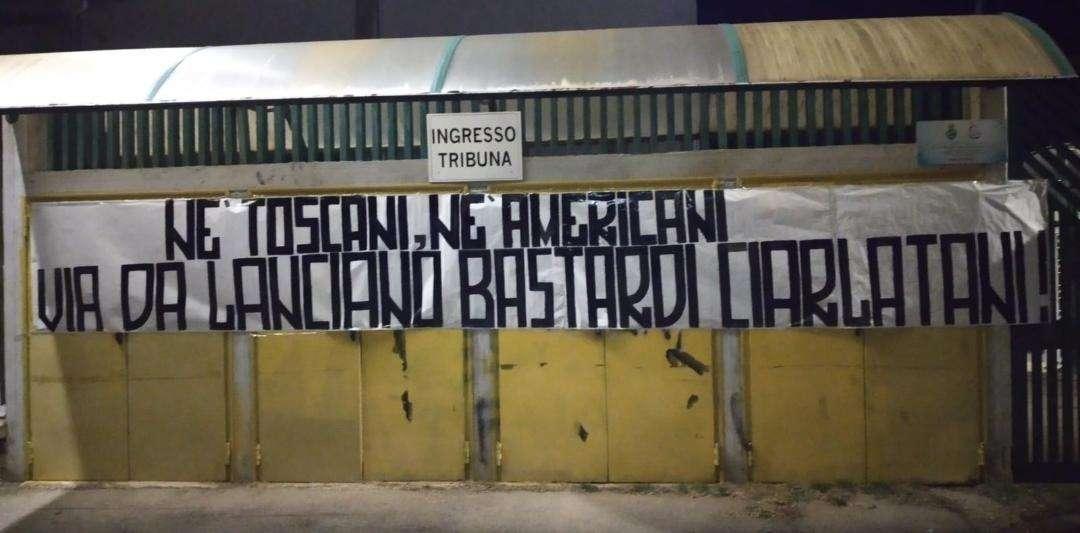Caso Lanciano: striscione duro della tifoseria abruzzese