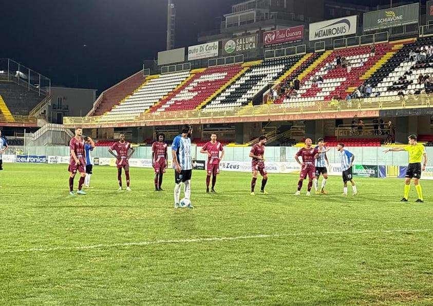 Il Fasano piega l'Heraclea di rigore. Agnelli: «Venuti fuori alla distanza»