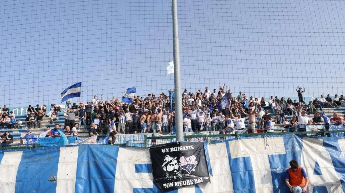 Fasano, i soci cedono le quote ma attendono risposte: «Adesso qualcuno faccia un passo avanti»