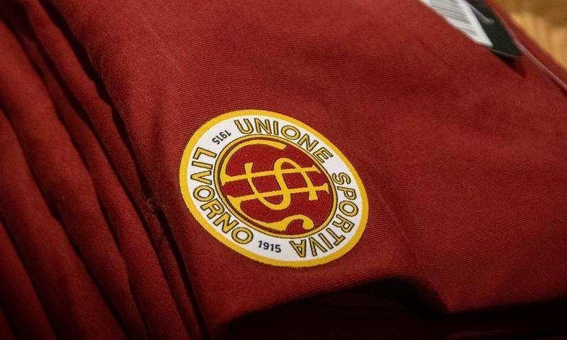 Il Livorno travolge il Seravezza e vola agli ottavi di Coppa Italia di Serie D