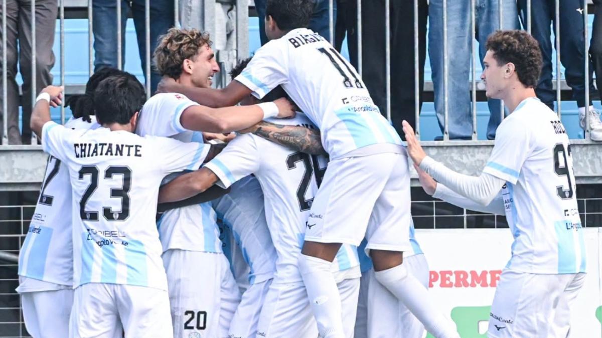 Serie D, girone H: La Virtus Francavilla non conosce sosta. Dietro è bagarre