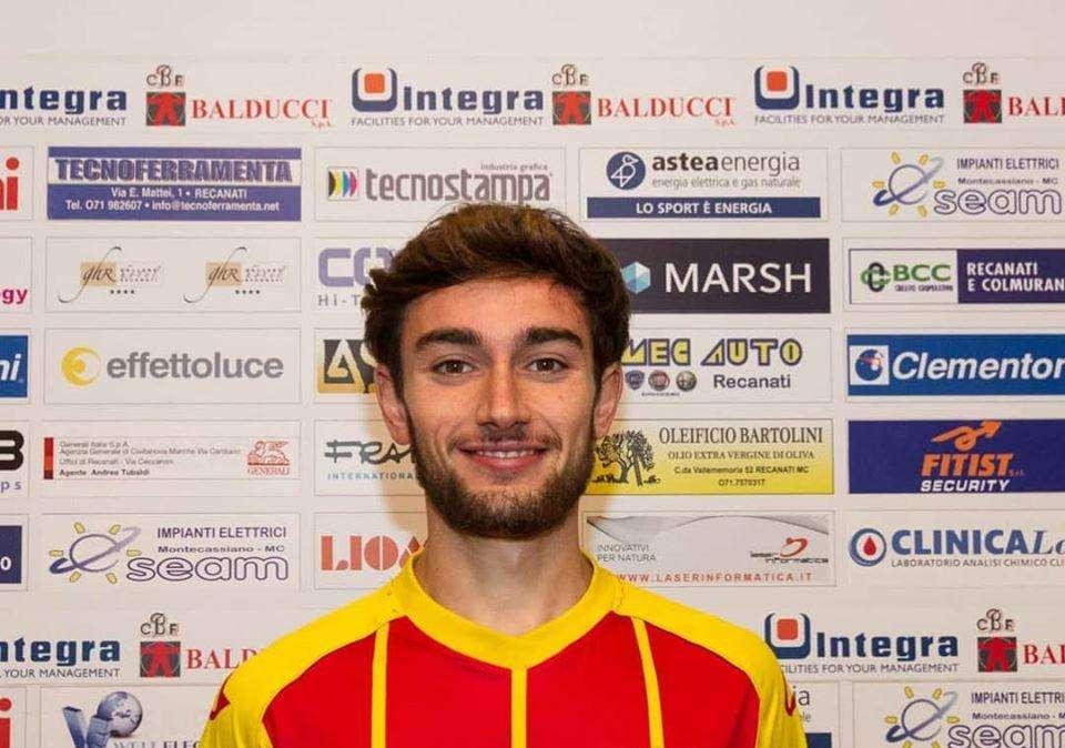 UFFICIALE: Recanatese, arriva un classe 1994 a centrocampo