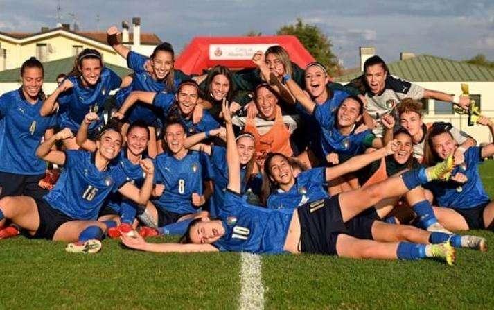 Italia, cuore e sofferenza: l’1-1 contro la Norvegia vale il primato nel girone