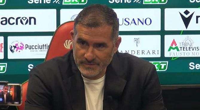 Ternana, Lucarelli: «Impresa avere 43 punti. Venezia più forte, ci ha fatto 6 gol...»