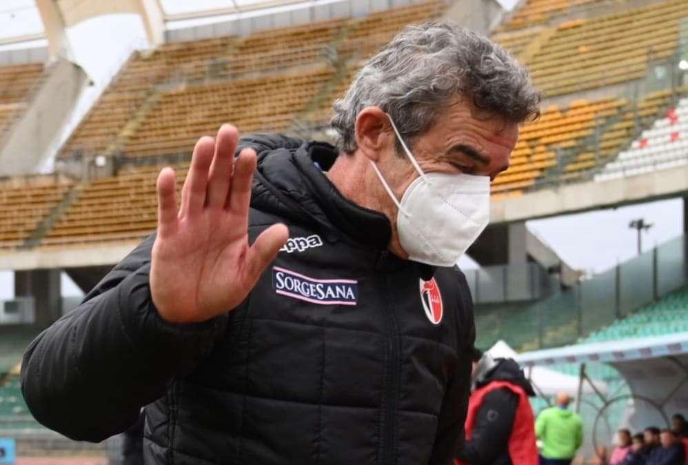 UFFICIALE: Bari, rescissione contrattuale per Auteri
