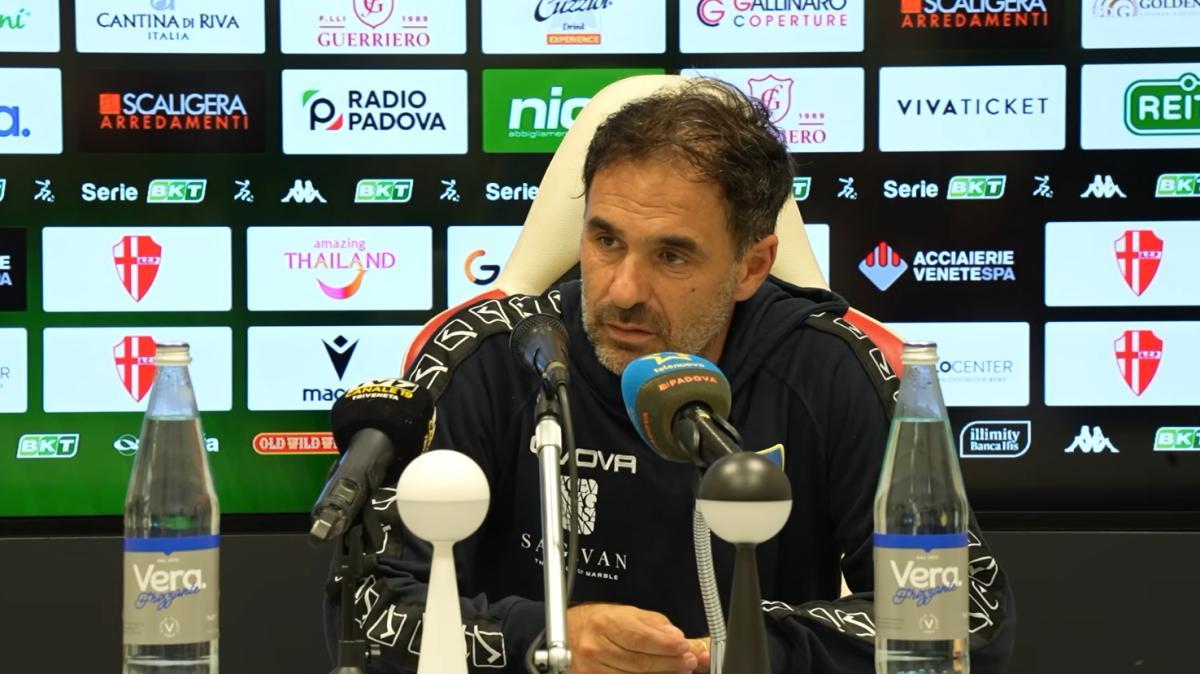 Carrarese, mister Pagliuca: «Modena grande squadra, ma io sono orgoglioso della bava alla bocca dei miei»