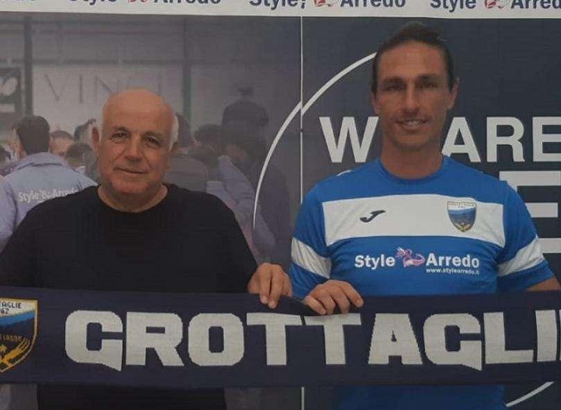 Il Grottaglie fa sul serio: blindata la difesa col rinnovo di un top player