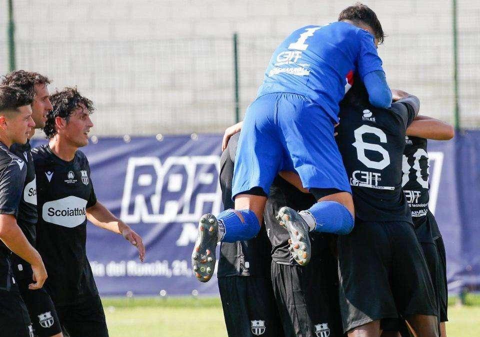 Varesina versione super: 5-0 rifilato alla Real Calepina