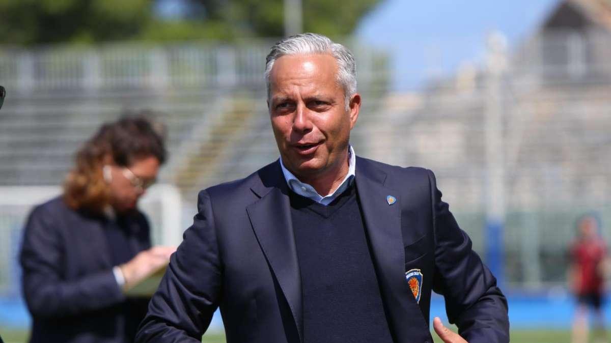 Siracusa, il pres. Ricci risponde a Zenga: «Lavorava? Veniva due week-end al mese e pure spesato...»