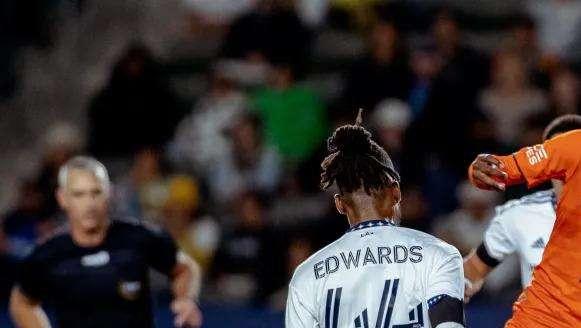 NYCFC-LA Galaxy 2-1, decisive goals from Andrade and Denis