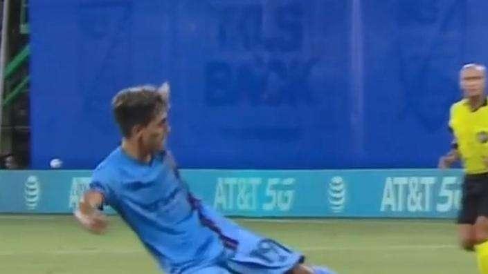 VIDEO - The perfect Half-Volley of Jesus Medina