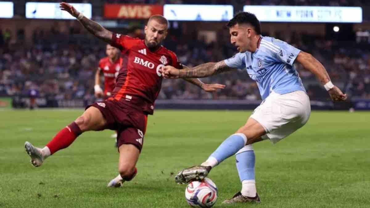 NYCFC vs. Toronto FC: Did the Referee Take Control Away From Both Teams?