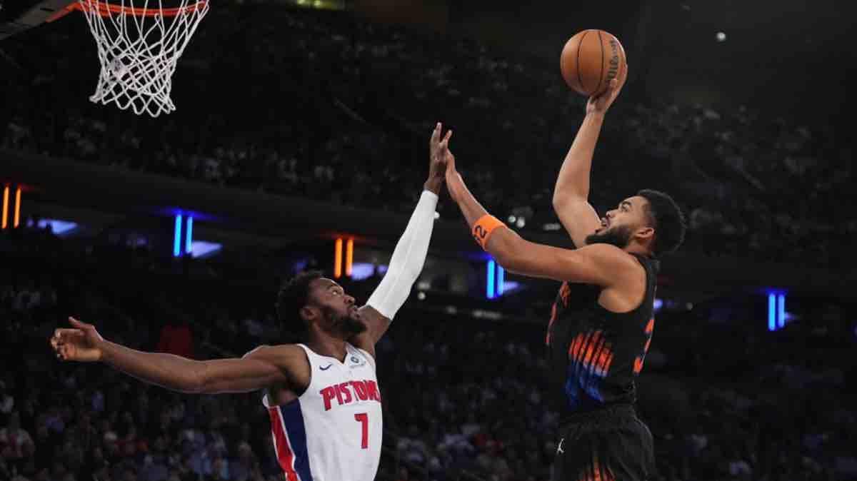 Karl-Anthony Towns Delivers a 27-Point, 20-Rebound Statement as Knicks Finally Win