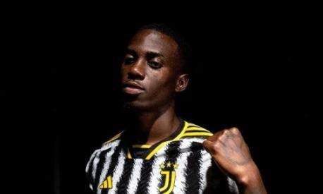 OFFICIAL - Timothy Weah is a new Juventus player