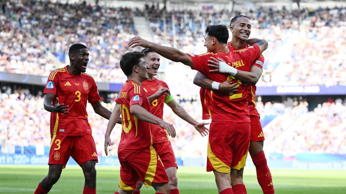 Mondiali, alle 21 Spagna-Austria e di notte Portogallo-Croazia e Svizzera-Algeria