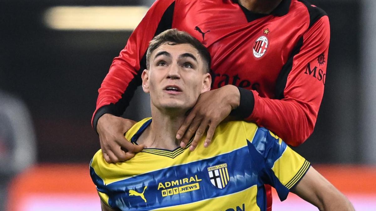 De Santis: "Pellegrino ha ancora margini di crescita. Non è un bomber, è uno che lavora per la squadra"