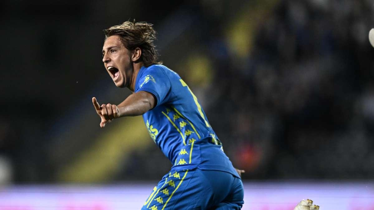 Empoli-Parma 2-1: crociati in dieci per un'ora, non basta Djuric. Decide un eurogol di Anjorin