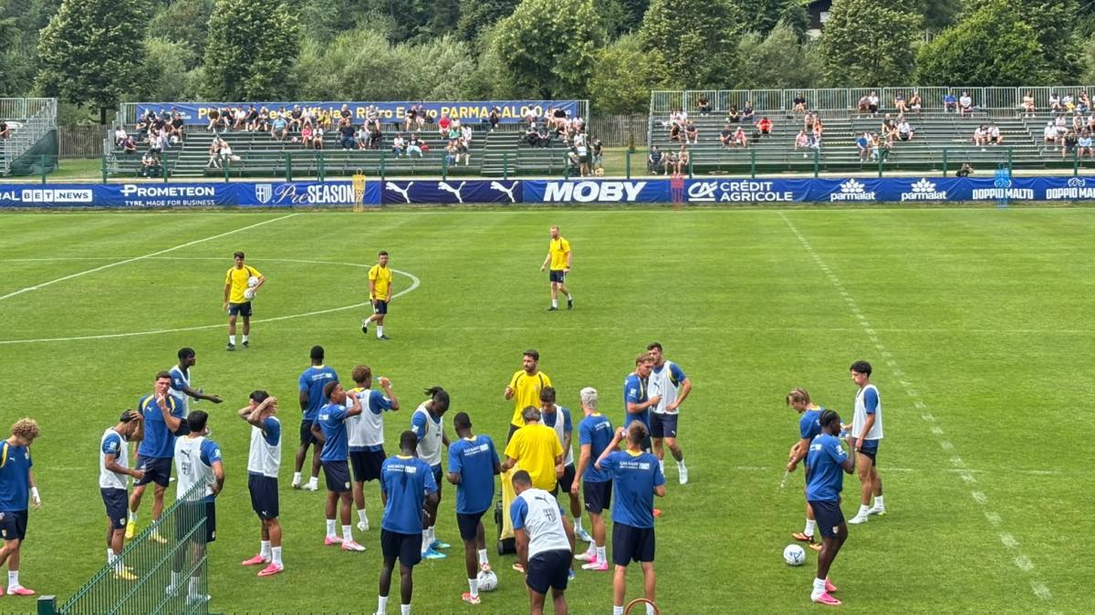 Diallo in gruppo, Frigan a colloquio con Cuesta. Il vlog della giornata di ieri in ritiro