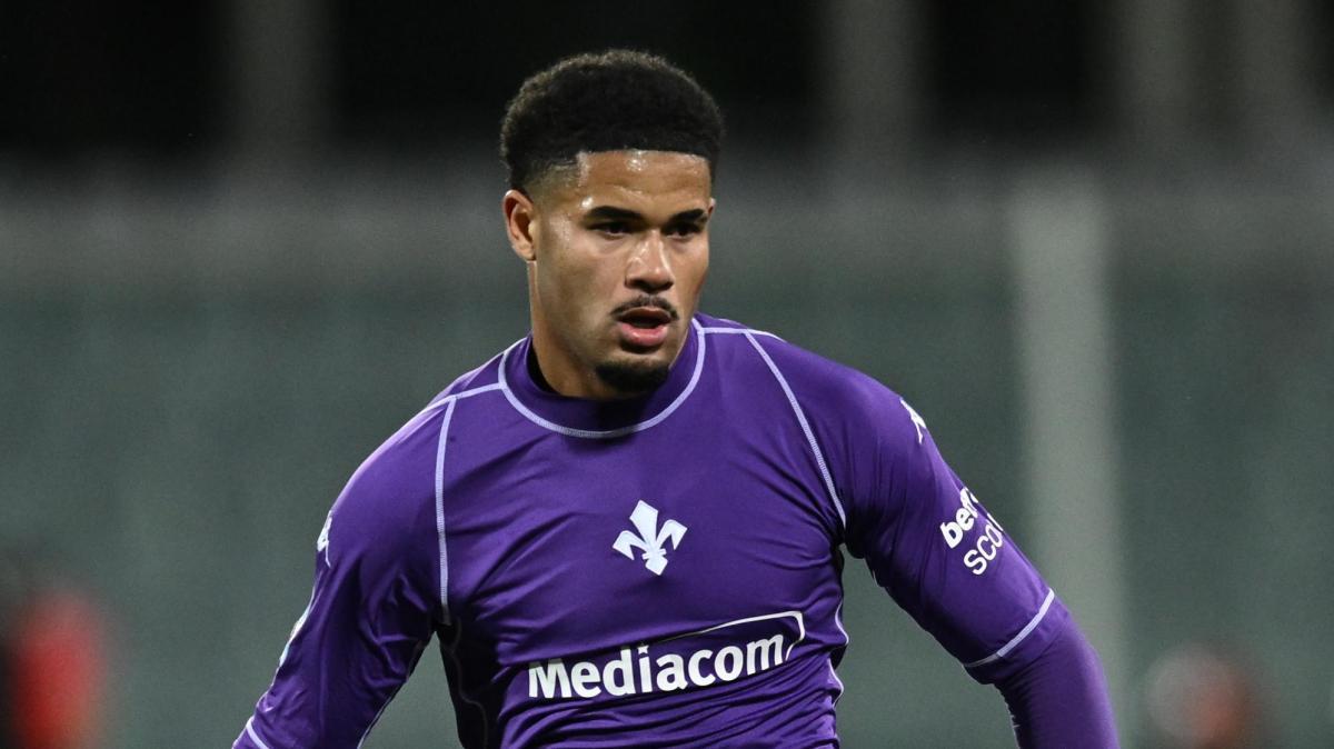 Fiorentina, non solo entrate: si lavora all'uscita dell'ex Parma Sohm. Vicino il passaggio al Venezia