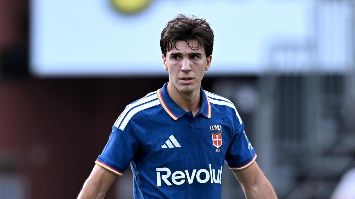 Como, Perrone: "Il campionato è anche più importante della Champions. Dobbiamo essere sempre ad alto livello"