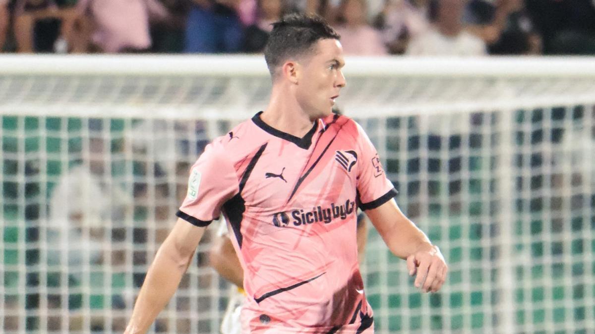 Estevez: "Mi piacerebbe tornare a giocare a Parma in Serie A, ho bellissimi ricordi lì"