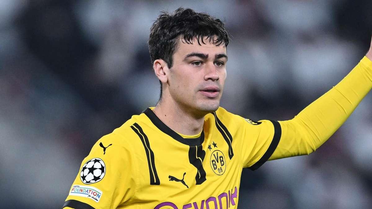 Reyna presente nel ritiro del Borussia: simbolo di professionalità del giocatore
