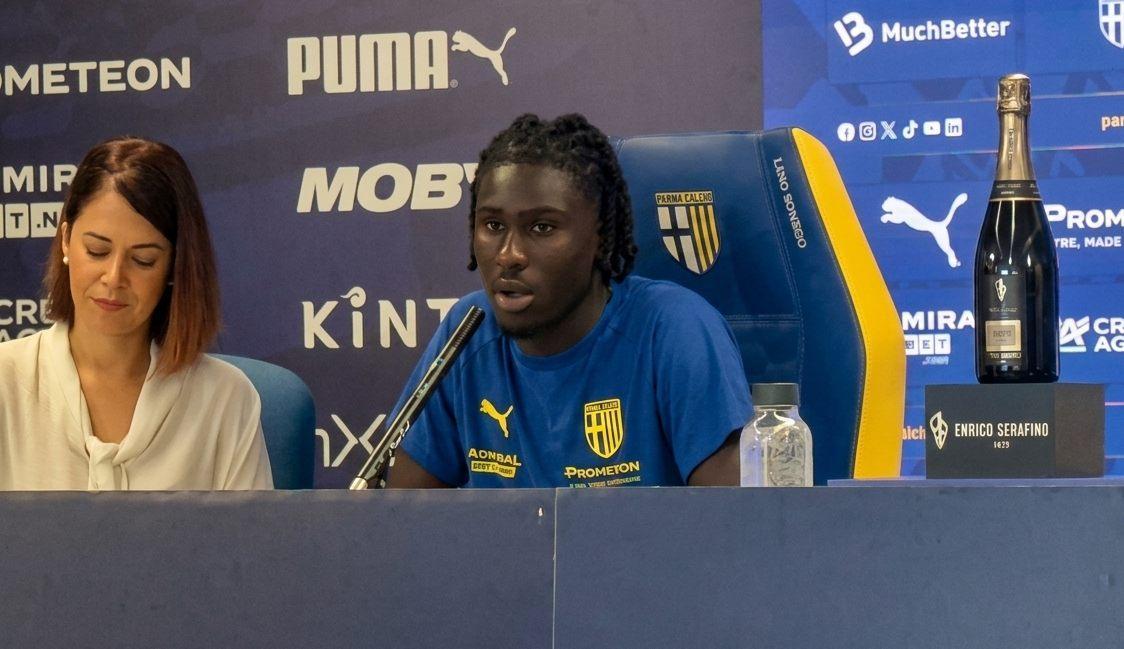 Diallo sullo stile di gioco: "Mi piace aiutare i miei compagni. So dell'importanza del ripiegamento difensivo"