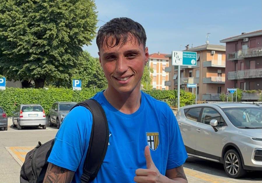 PL - Visite mediche con il Parma per Daffara: “Sono molto contento di essere qui”