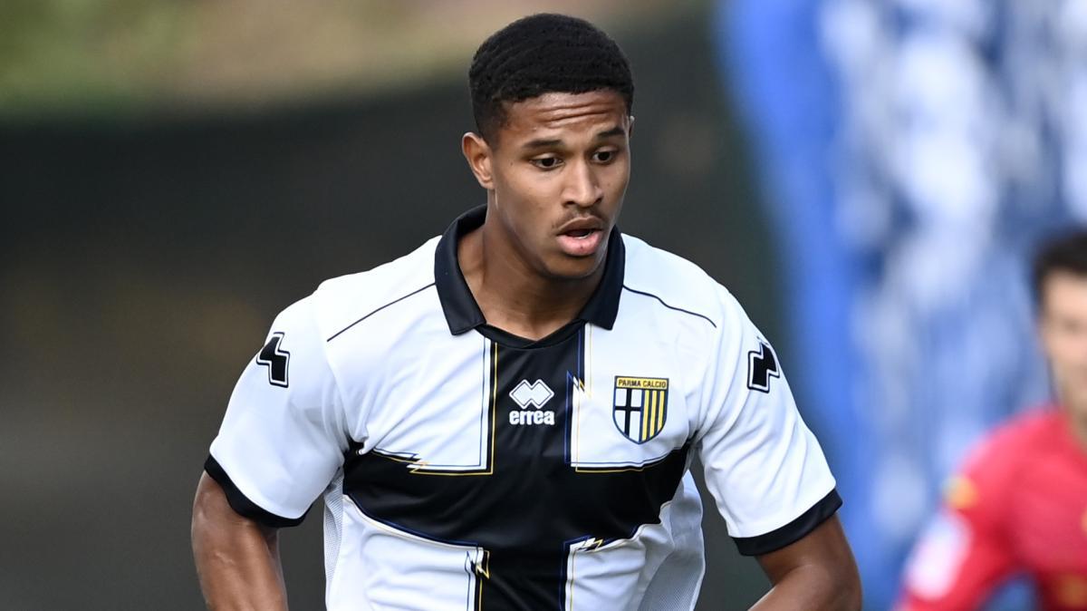 Idea Oosterwolde dal Fener per il Bologna. Il Parma ha una percentuale sulla sua rivendita