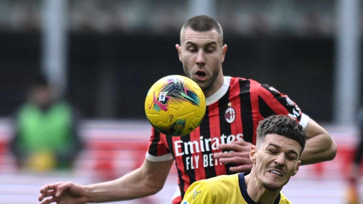 Il Parma saluta Man: "Buona fortuna per la tua nuova avventura Dennis"